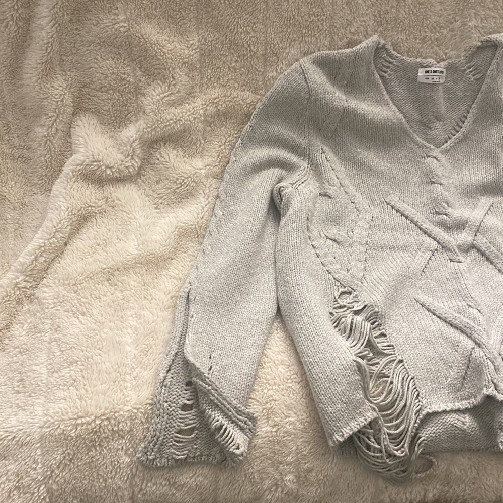 One Teaspoon Sweater - Picture 3 of 5